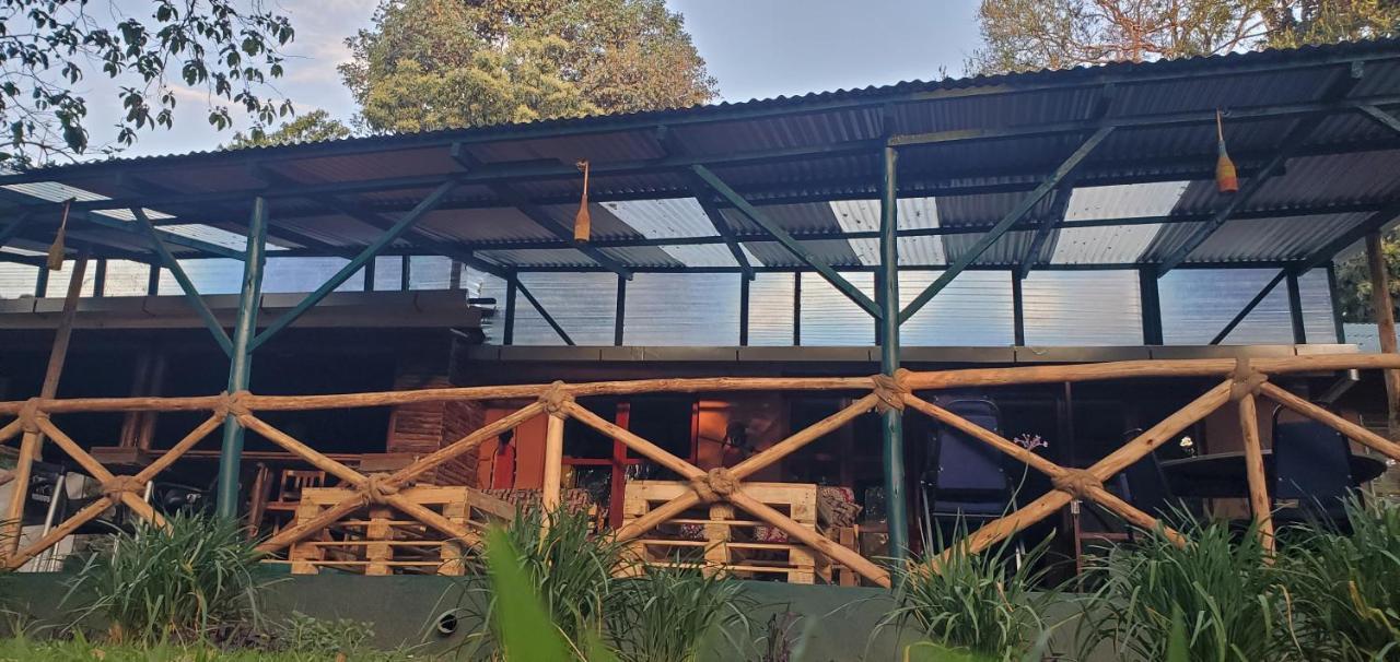 بيت شباب Kizumba House أروشا المظهر الخارجي الصورة